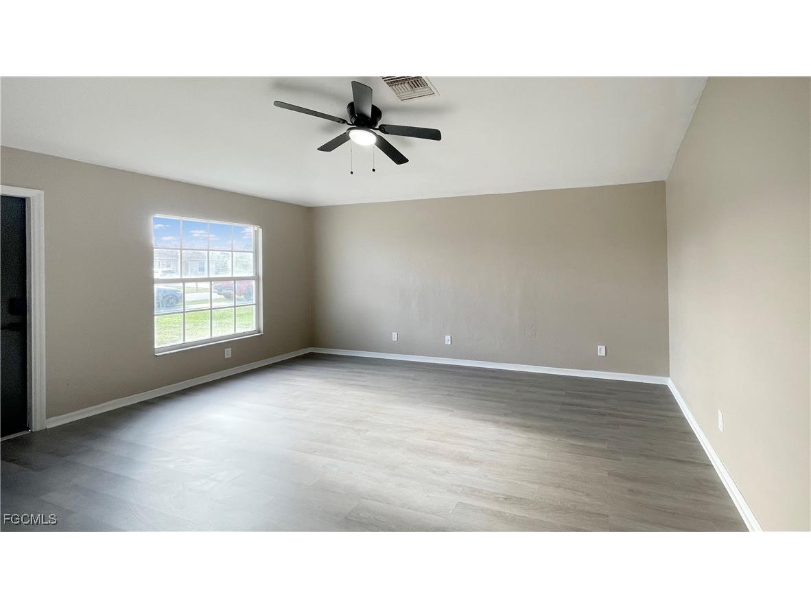 2602 Sunniland Boulevard Lehigh Acres FL 33971 2025003509 image5