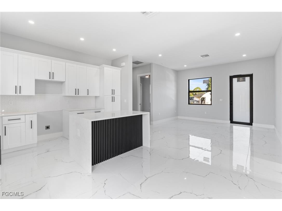 2603 3rd Street SW Lehigh Acres FL 33976 2026003387 image8