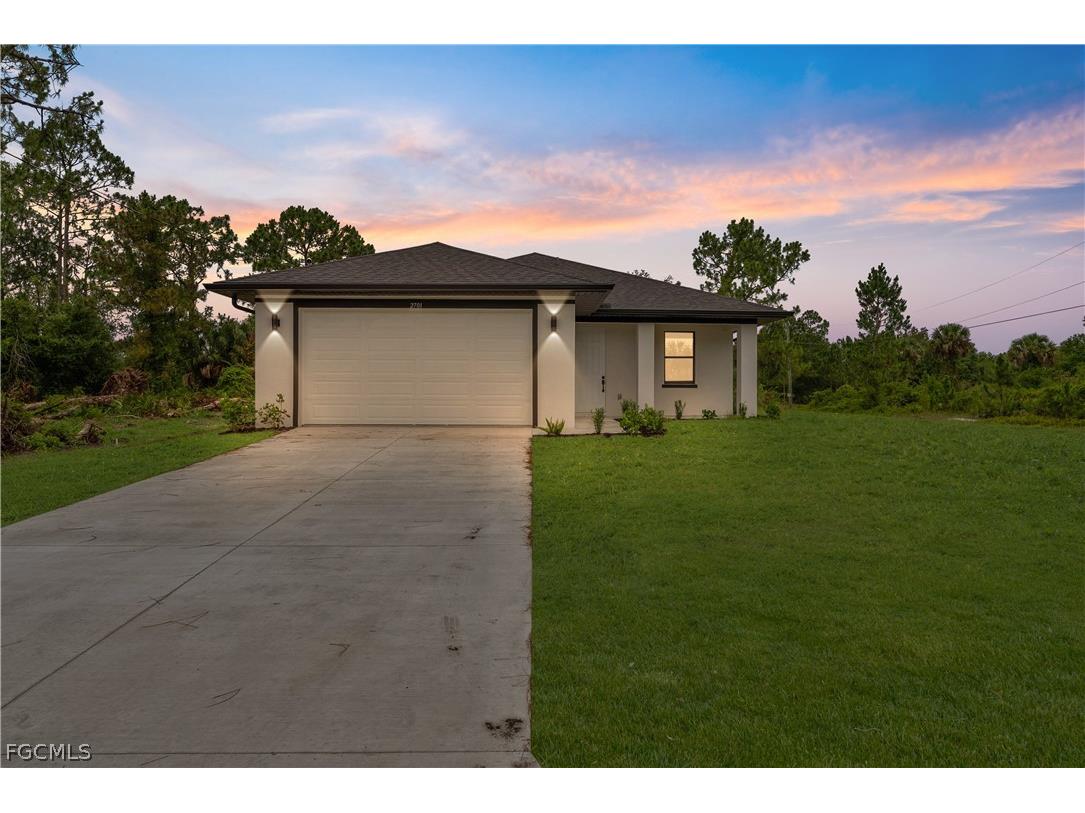 2603 52nd Street W Lehigh Acres FL 33971 2026010123 image1