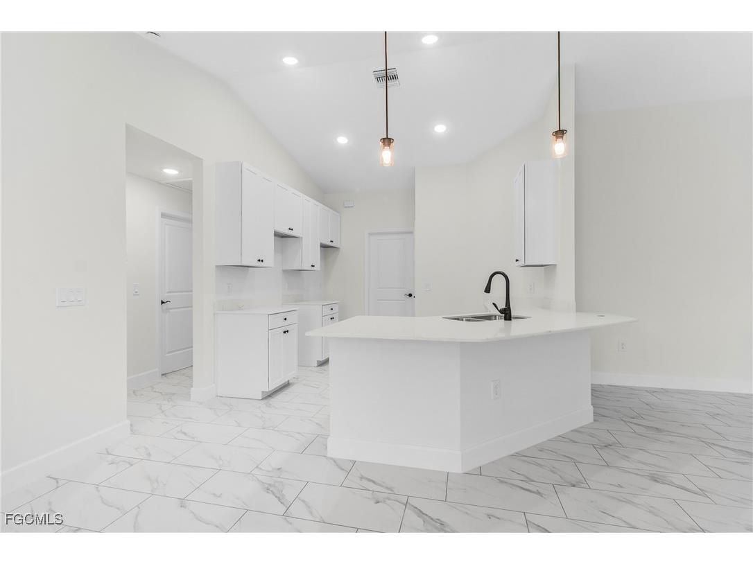 2603 53rd Street SW Lehigh Acres FL 33976 2025020068 image9