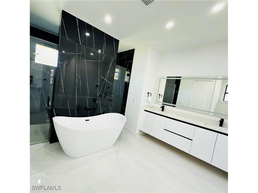 2604 20th Avenue NE Naples FL 34120 225080826 image18