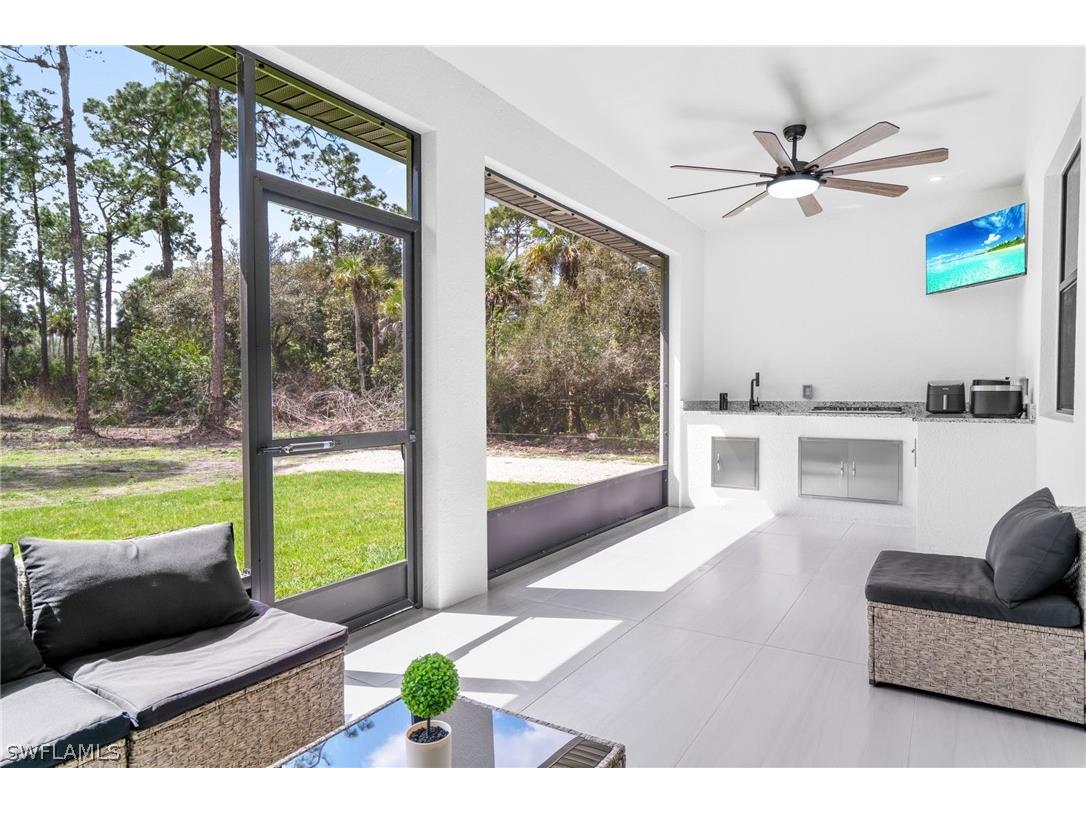 2604 20th Avenue NE Naples FL 34120 226010697 image5