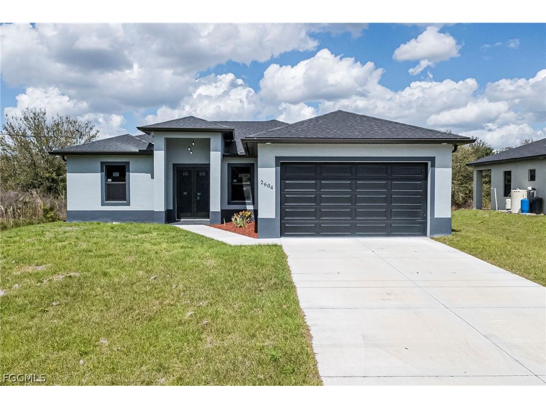 2604 73rd Street W Lehigh Acres FL 33971 2026011465 image1