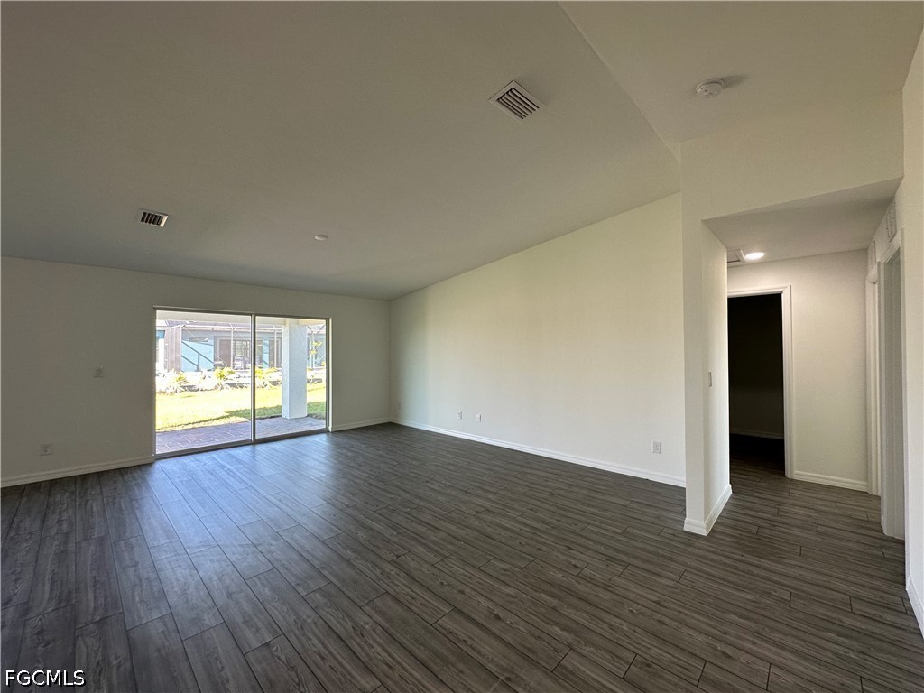 2604 NW 8th Place Cape Coral FL 33993 2026018395 image4