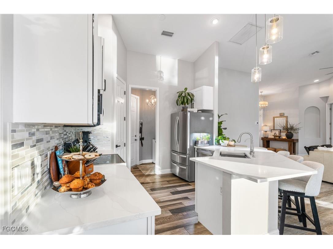 2604 SW 10th Avenue Cape Coral FL 33914 2025024989 image12