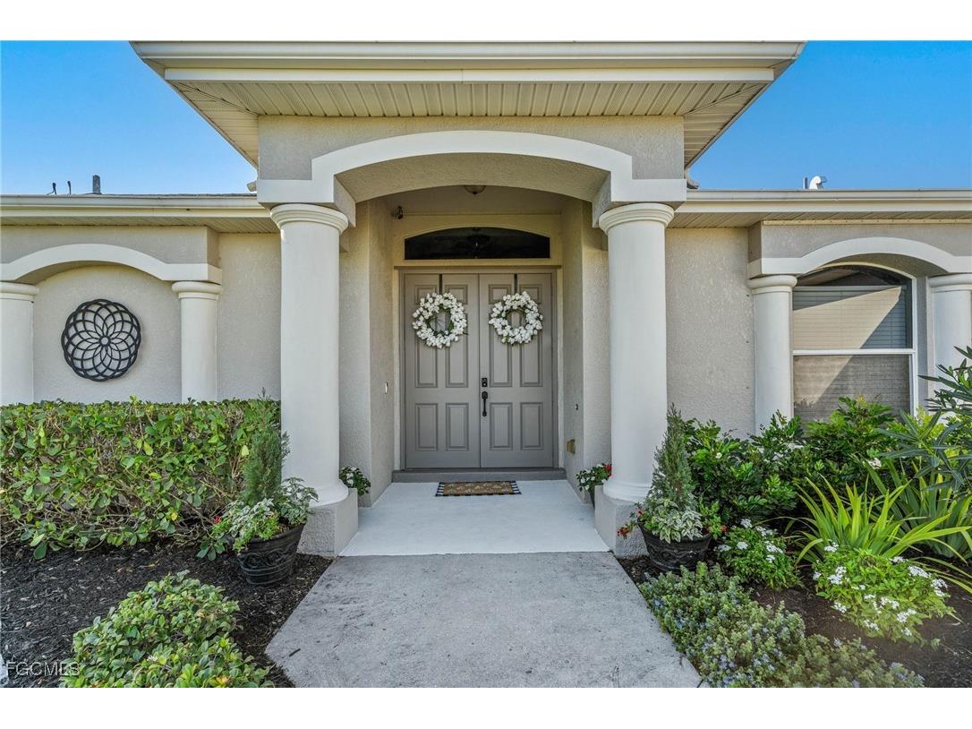 2604 SW 10th Avenue Cape Coral FL 33914 2025024989 image3