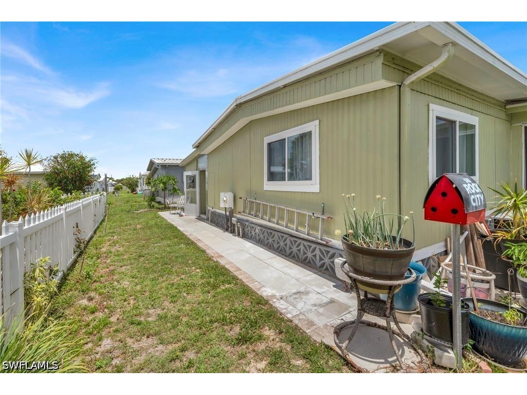 26049 Princess Lane Bonita Springs FL 34135 226020899 image4