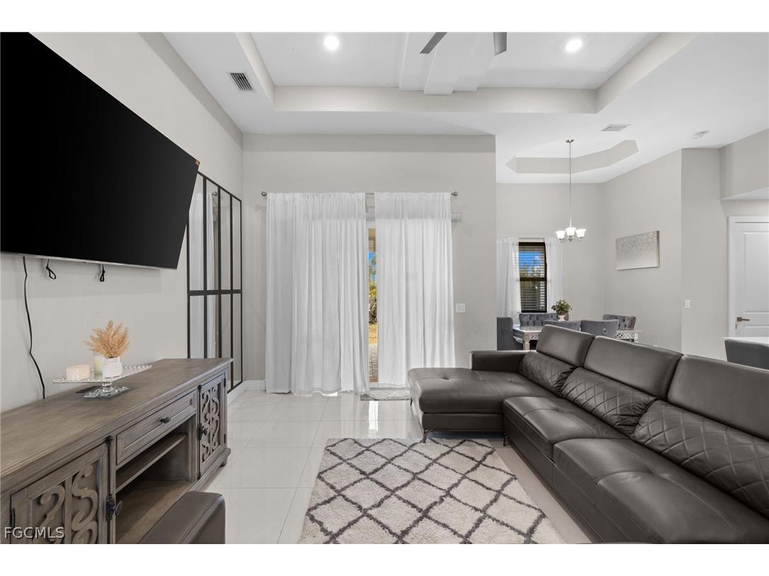 2605 30th Street SW Lehigh Acres FL 33976 2026010925 image3