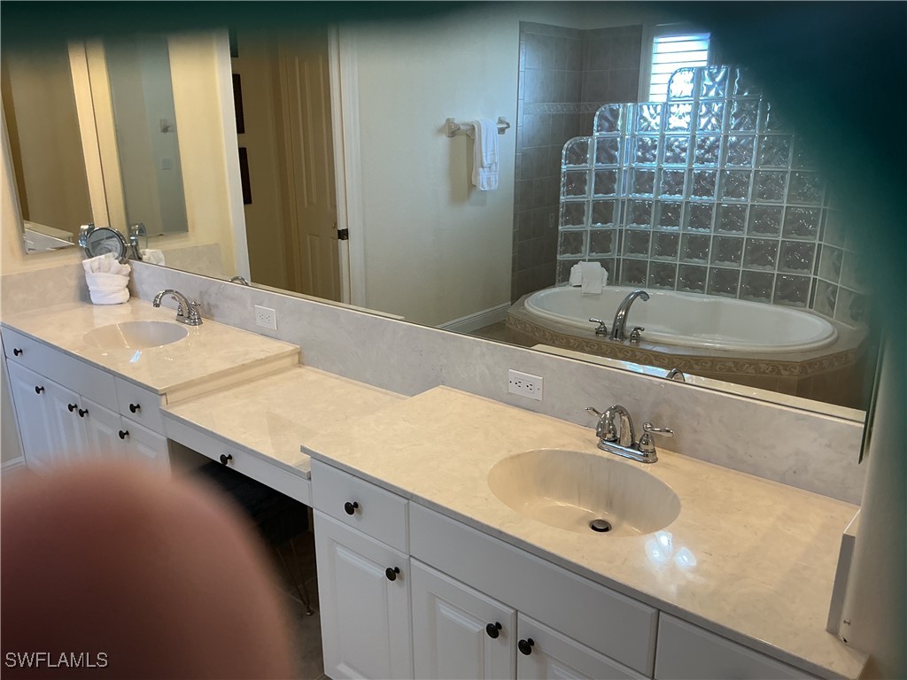 2605 Beach Parkway W Cape Coral FL 33914 226003172 image16
