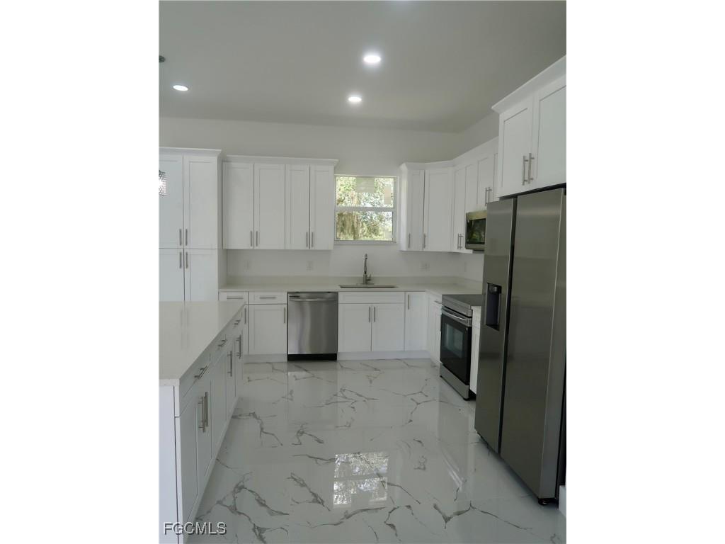 2605 E 18th Street Lehigh Acres FL 33972 2025008440 image5