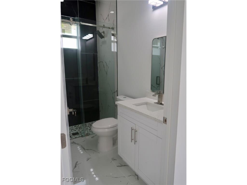 2605 E 18th Street Lehigh Acres FL 33972 2025008440 image8