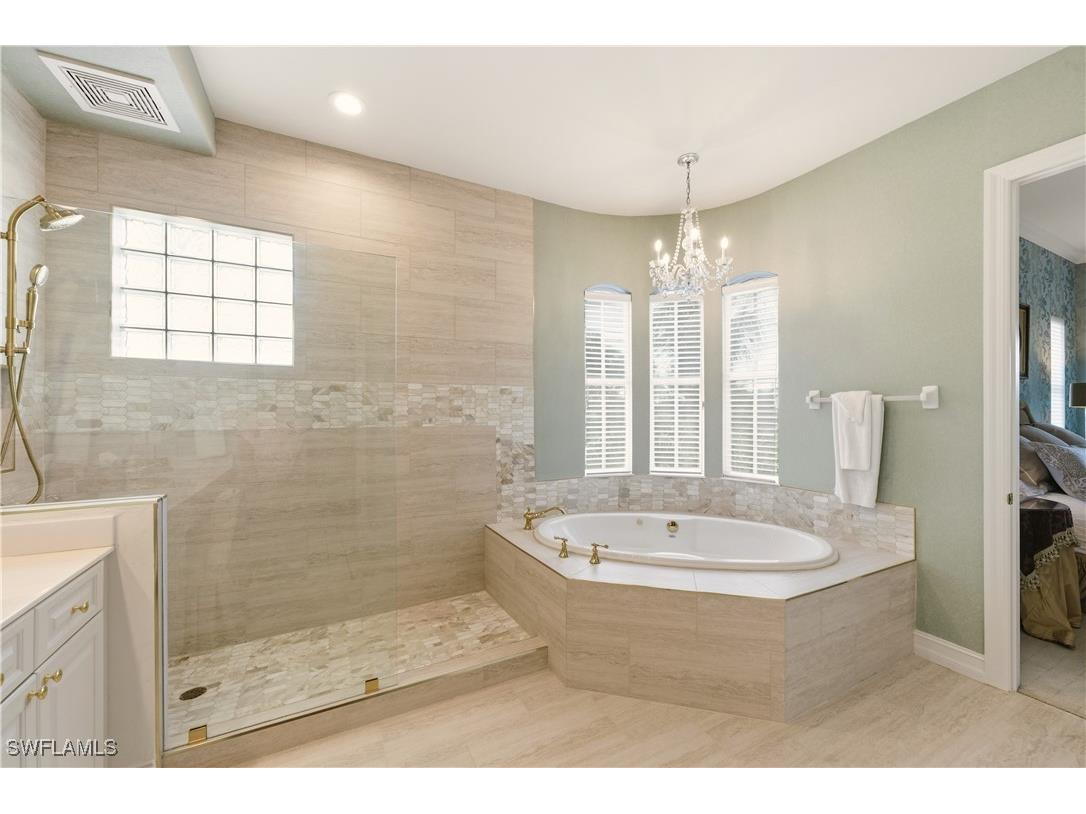 2605 Estrella Court #PH-3 Naples FL 34109 225038634 image42