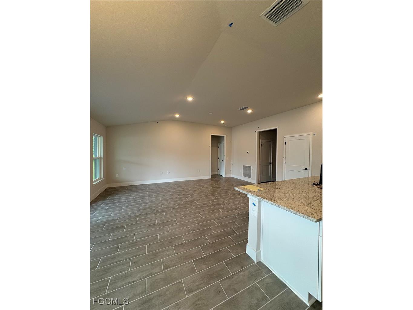 2605 NE 1st Place Cape Coral FL 33909 2025024647 image14