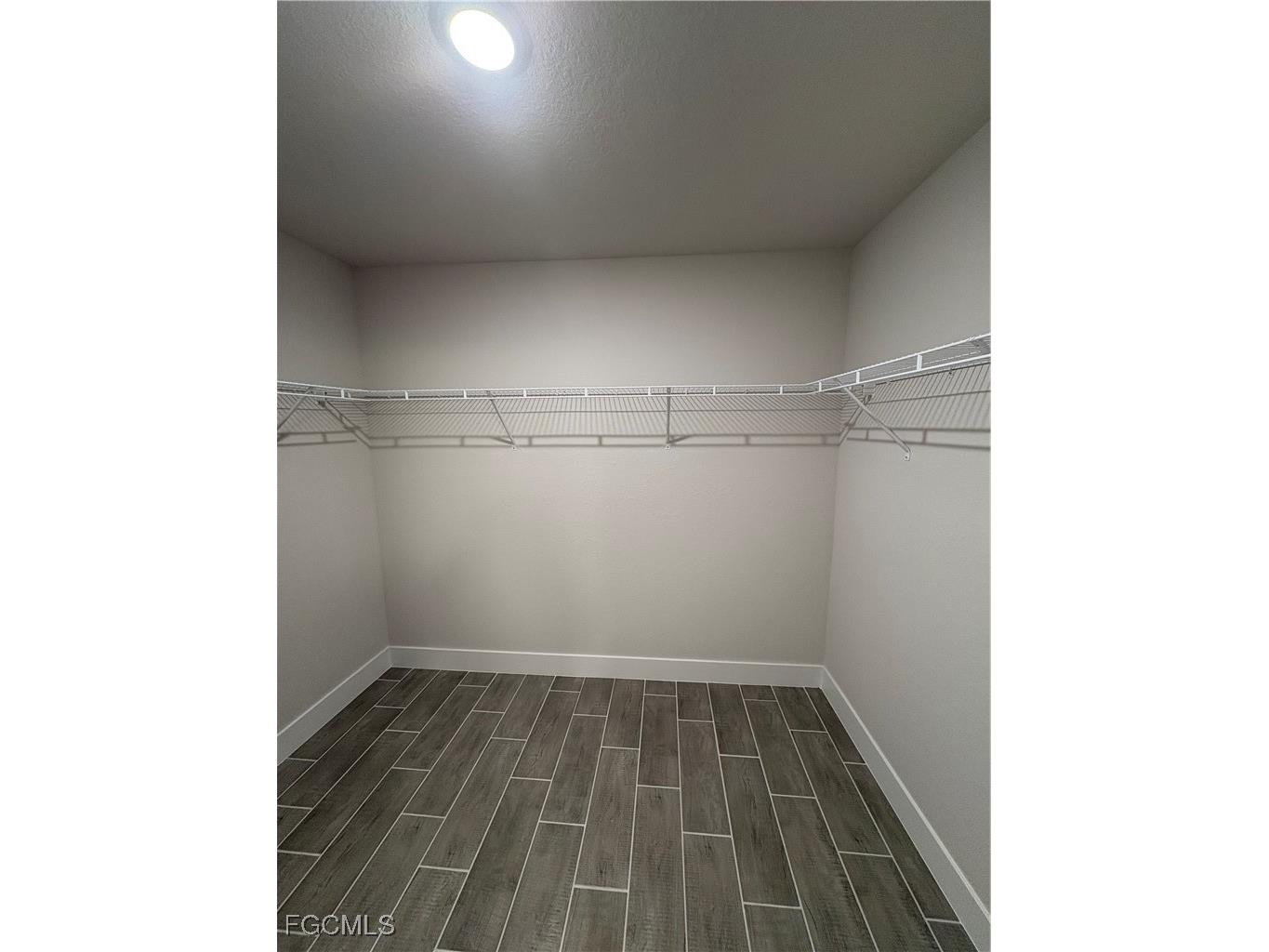 2605 NE 1st Place Cape Coral FL 33909 2025024647 image18