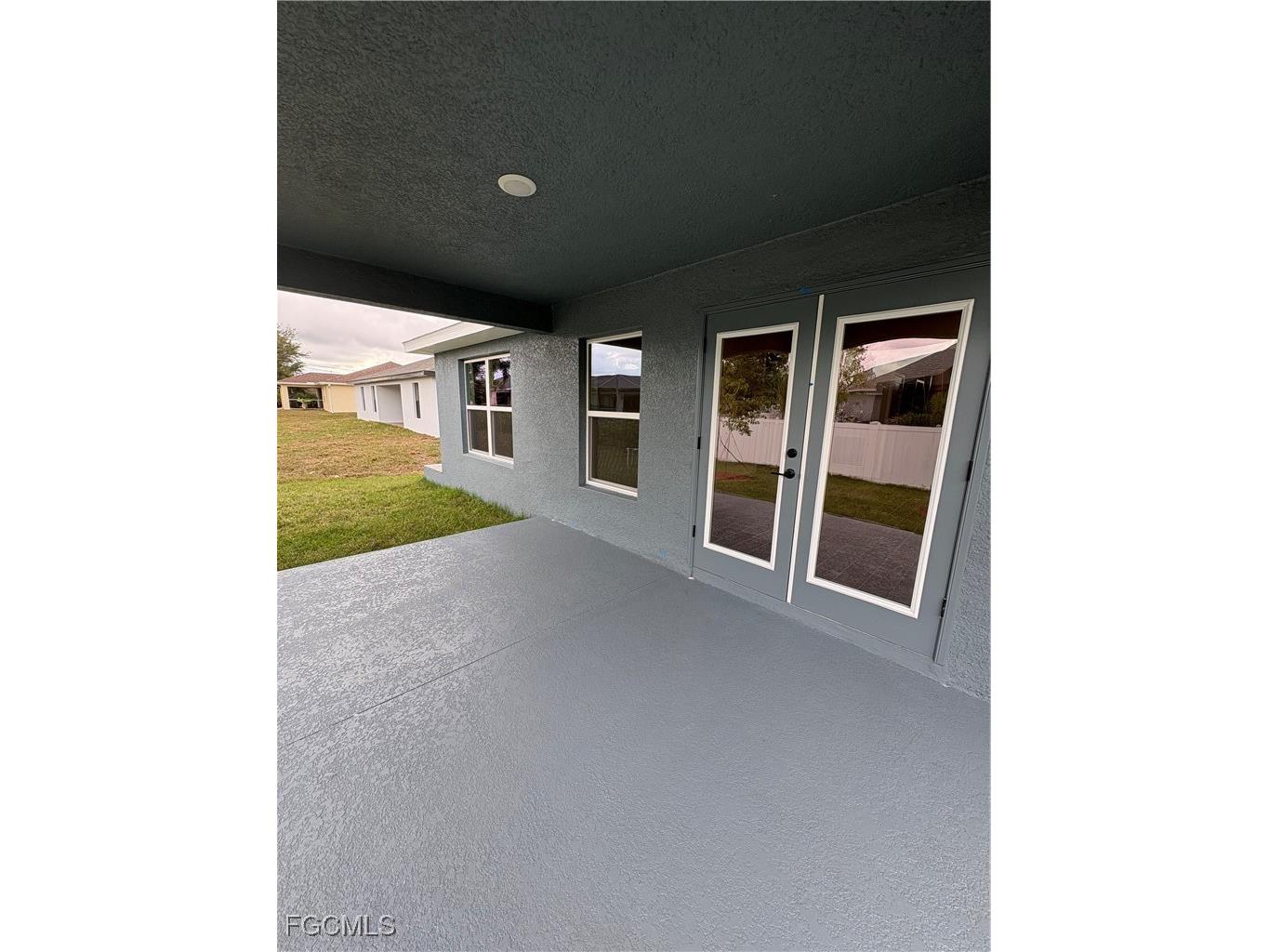 2605 NE 1st Place Cape Coral FL 33909 2025024647 image5