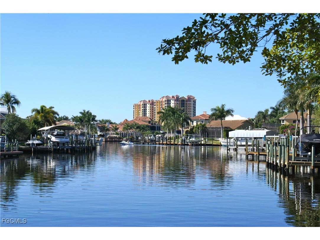 2605 NE 5th Place Cape Coral FL 33909 2026002708 image8