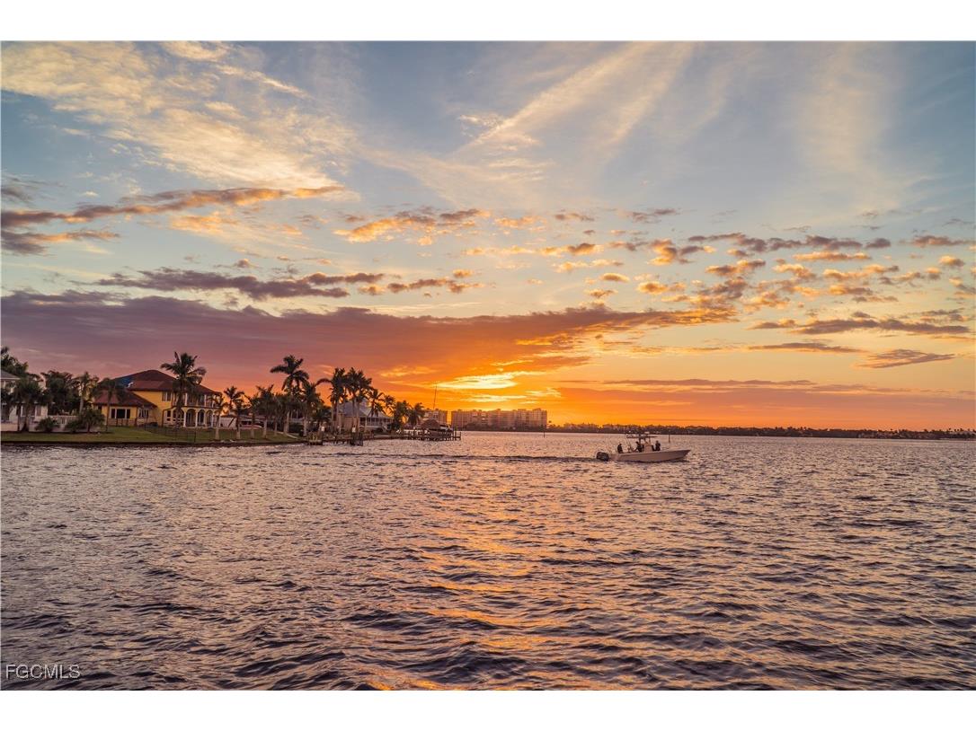 2605 NE 5th Place Cape Coral FL 33909 2026002708 image9