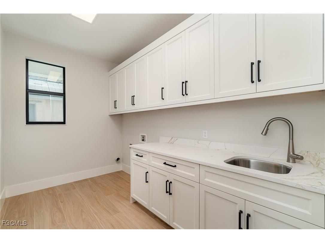 2605 SW 37th Street Cape Coral FL 33914 2025025729 image16