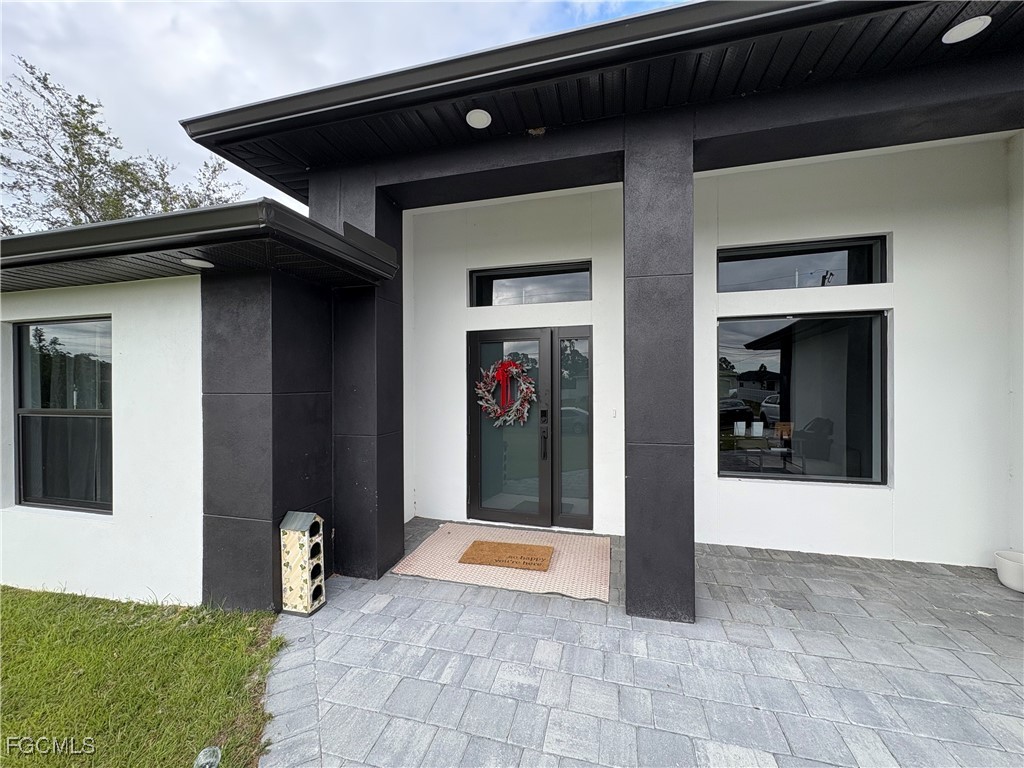 2606 10th Street SW Lehigh Acres FL 33976 2025020607 image3