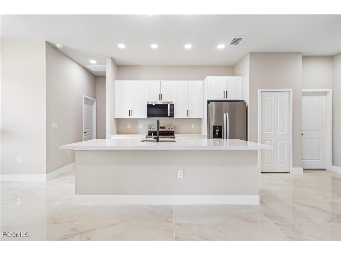 2606 25th Street SW Lehigh Acres FL 33976 2025004341 image15