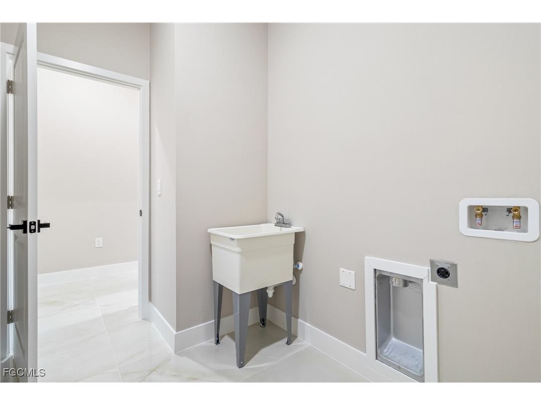 2606 25th Street SW Lehigh Acres FL 33976 2025004341 image36