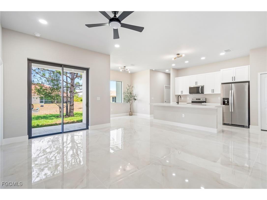 2606 25th Street SW Lehigh Acres FL 33976 2025004341 image5