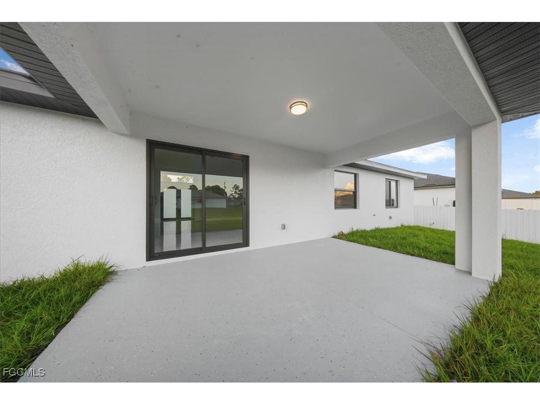 2606 26th Street SW Lehigh Acres FL 33976 2025021329 image38