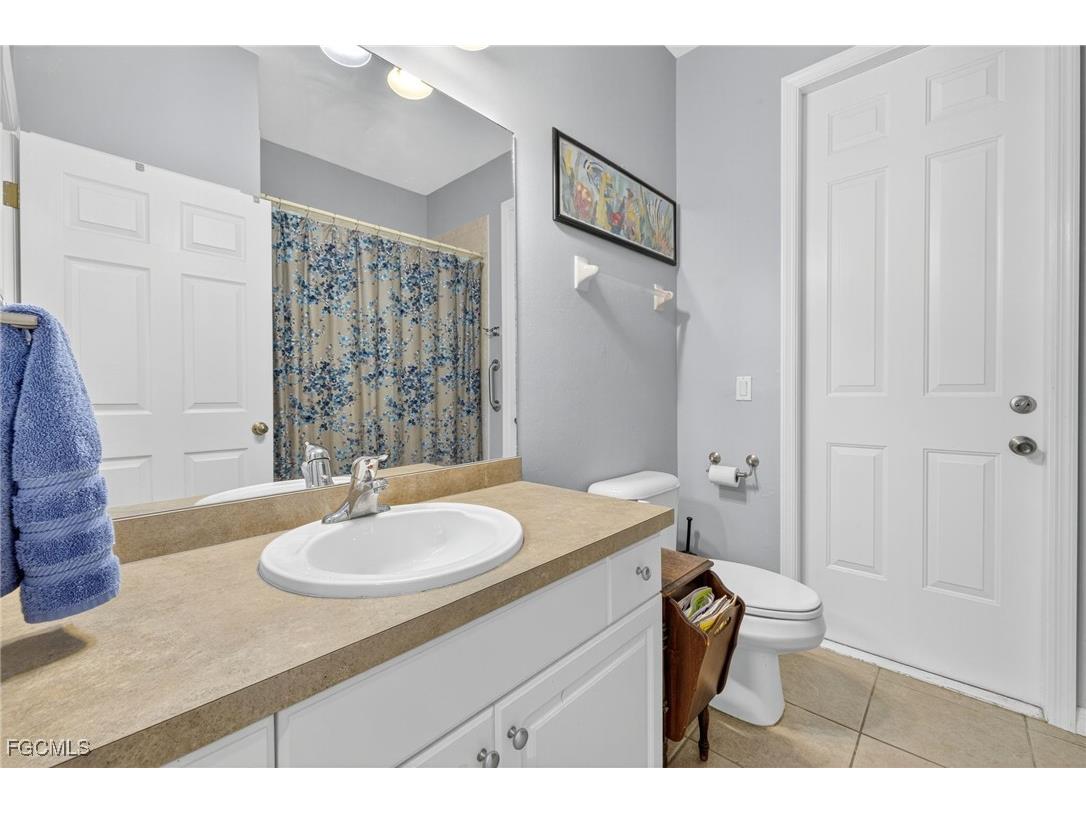 2606 Beach Parkway W Cape Coral FL 33914 2025011472 image24