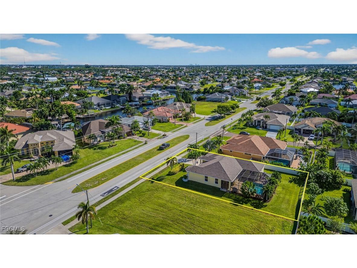 2606 Beach Parkway W Cape Coral FL 33914 2025011472 image36