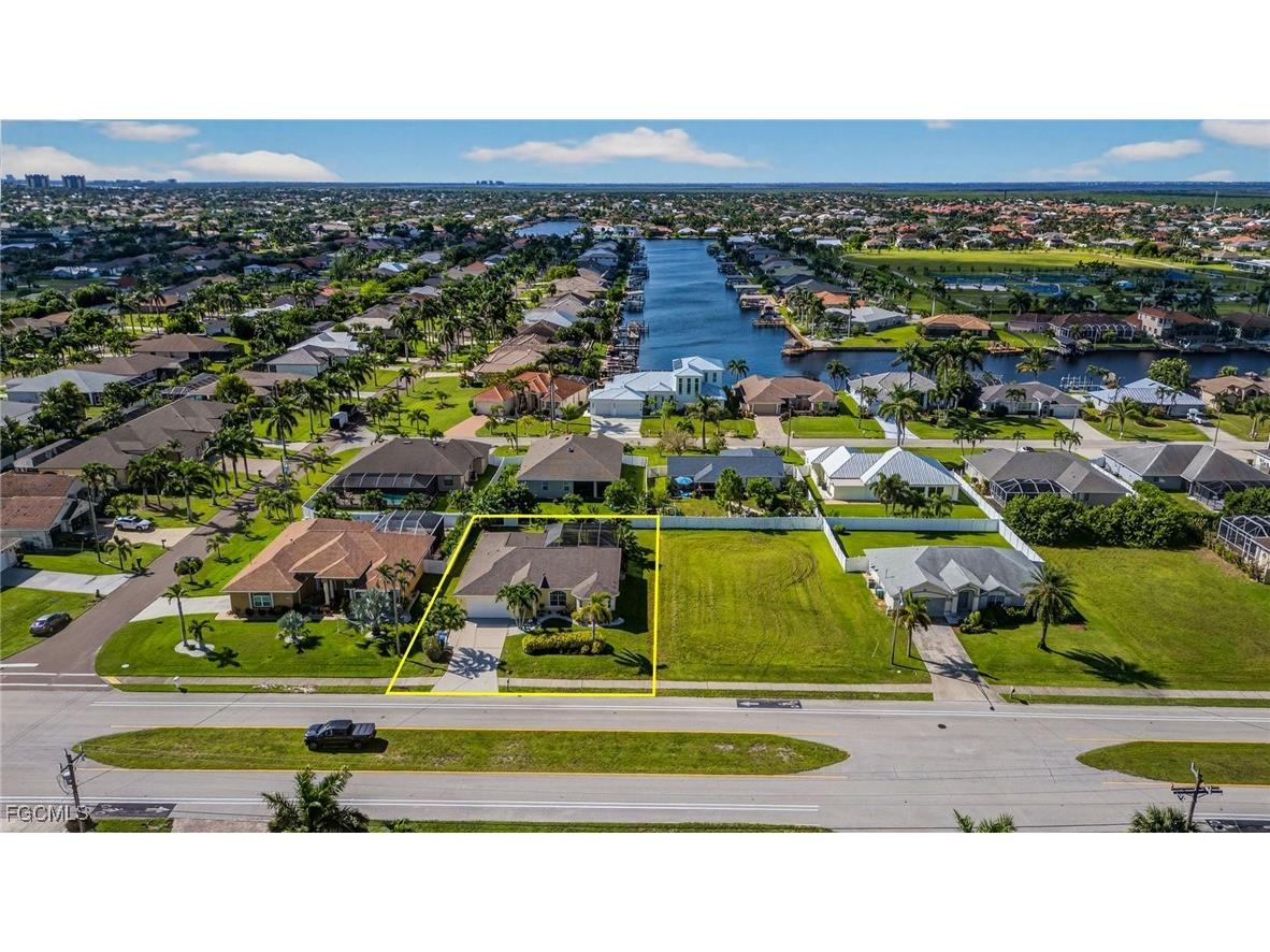 2606 Beach Parkway W Cape Coral FL 33914 2025011472 image37