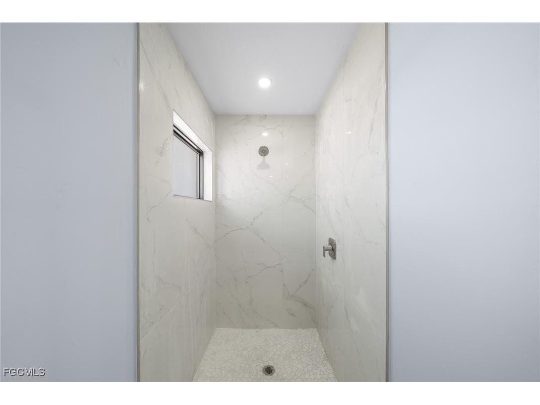 2606 NW 10th Terrace Cape Coral FL 33993 2025010512 image18