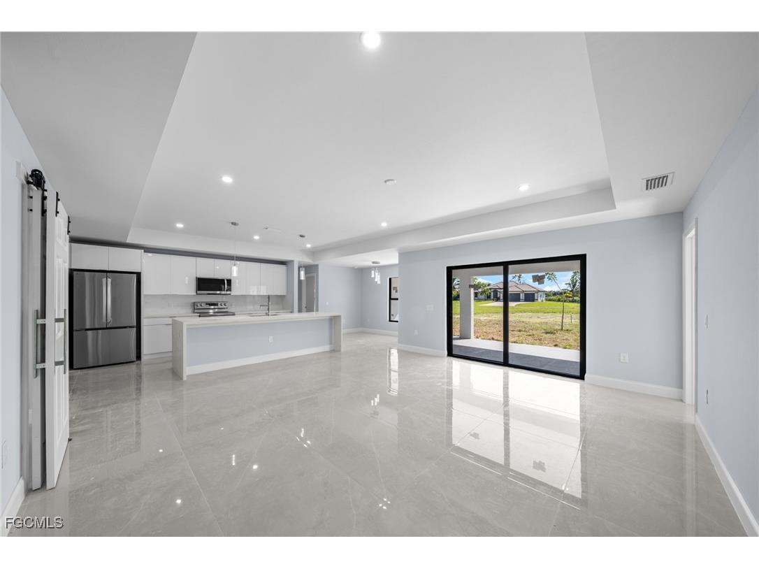 2606 NW 10th Terrace Cape Coral FL 33993 2025010512 image2