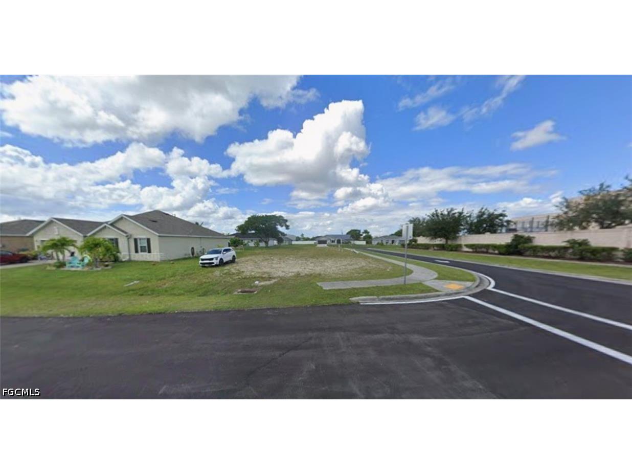 2606 SW 8th Court Cape Coral FL 33914 2026028690 image3
