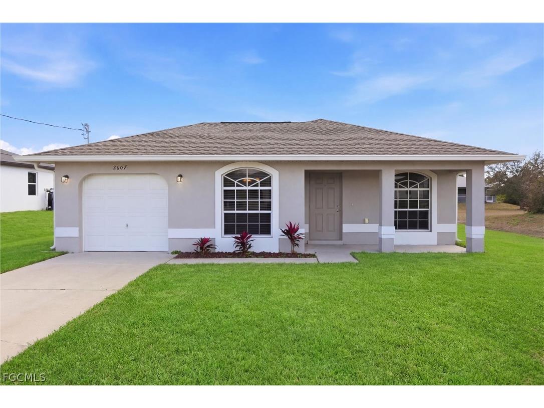 2607 30th Street SW Lehigh Acres FL 33976 2026012275 image1