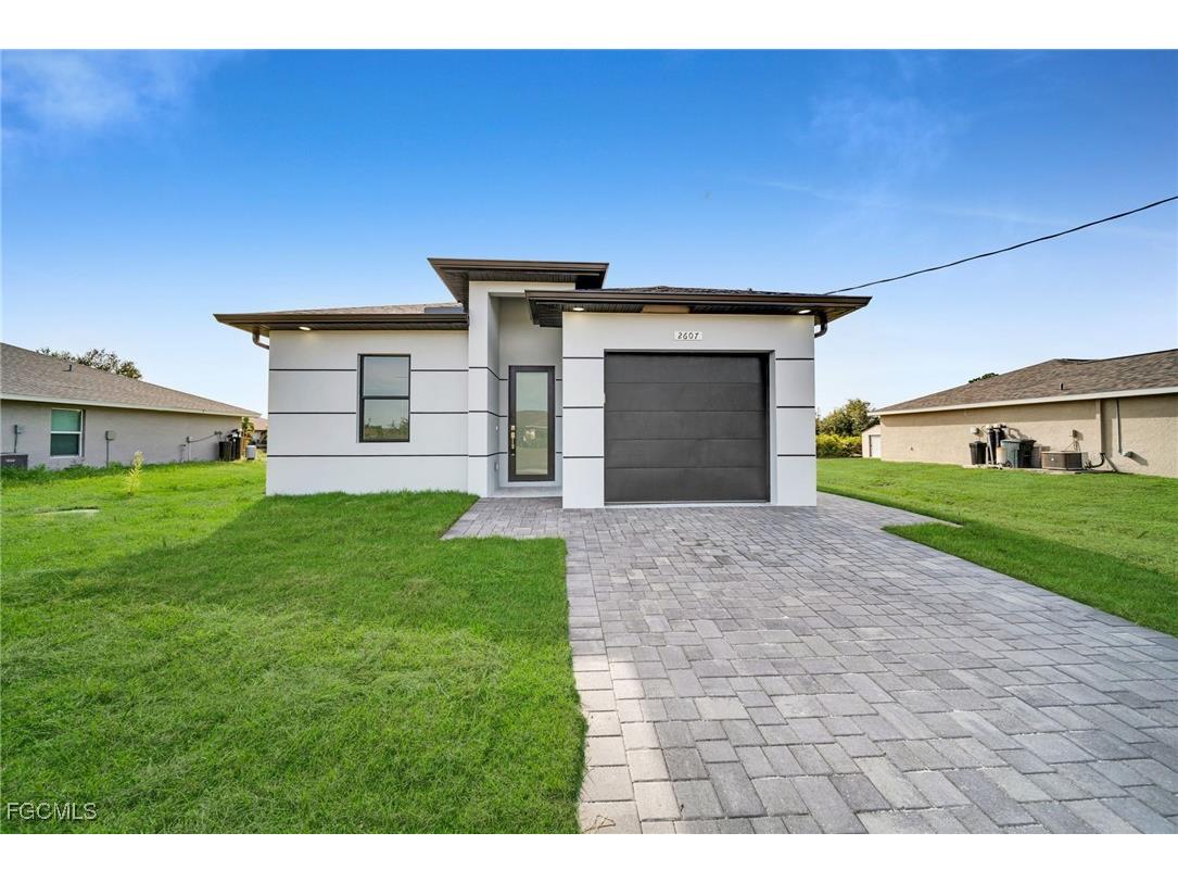 2607 57th Street W Lehigh Acres FL 33971 2025024107 image1