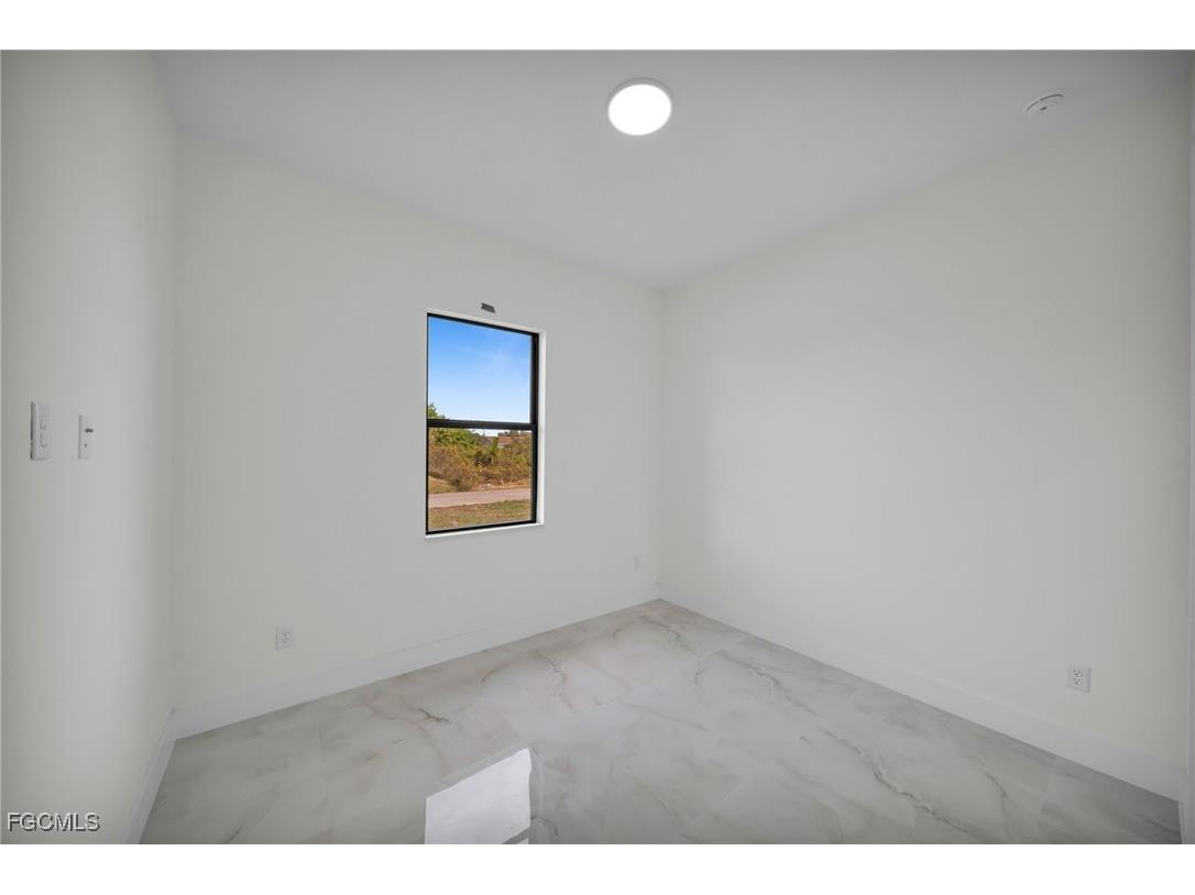 2607 57th Street W Lehigh Acres FL 33971 2025024107 image11
