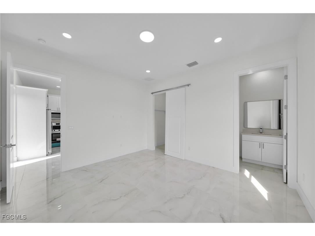 2607 57th Street W Lehigh Acres FL 33971 2025024107 image17