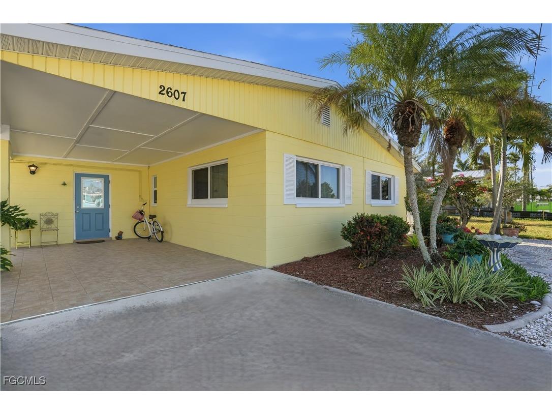 2607 Bayshore Drive Matlacha FL 33993 2025024786 image37