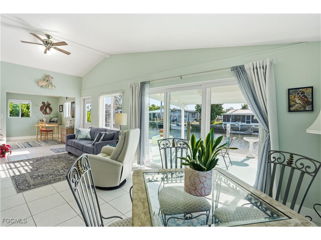 2607 Bayshore Drive Matlacha FL 33993 2025024786 image4