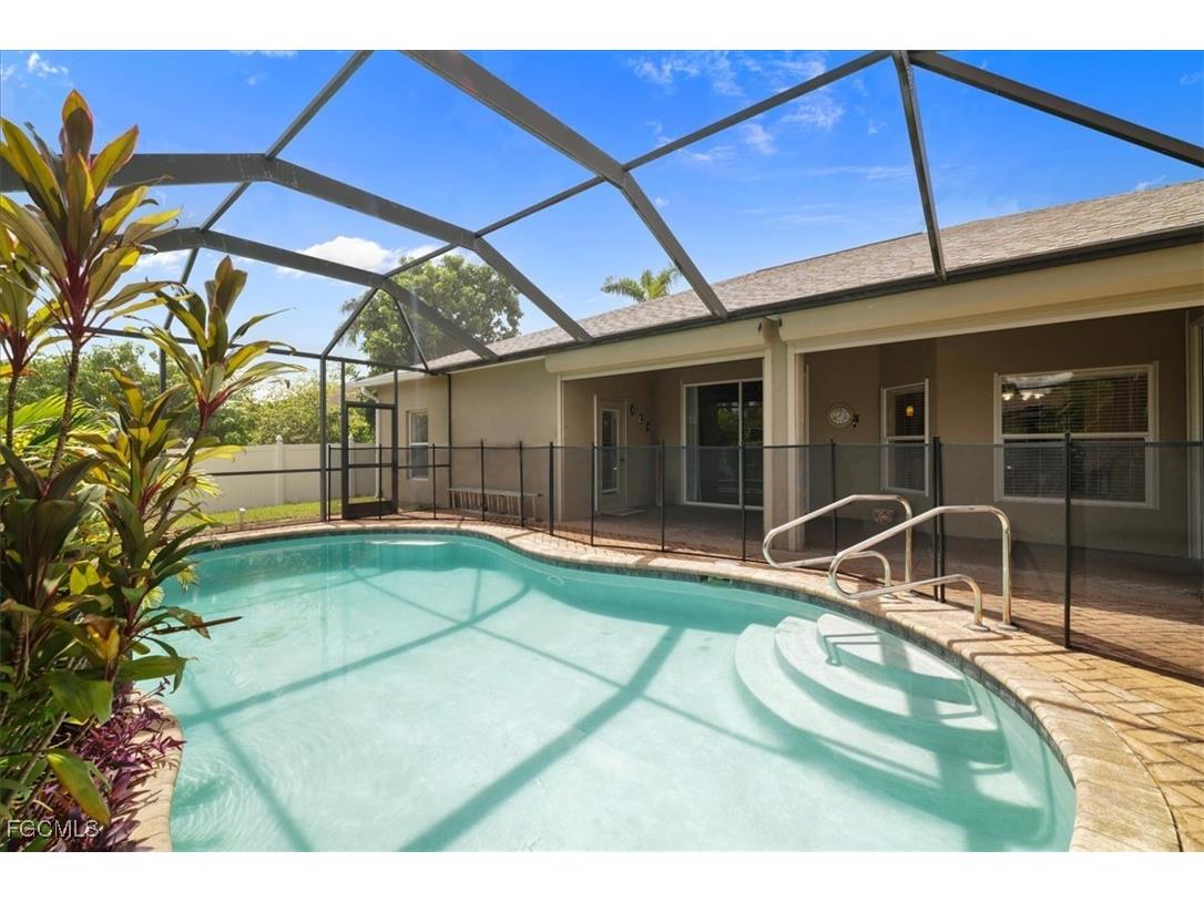 2607 Chiquita Boulevard S Cape Coral FL 33914 2025013630 image33