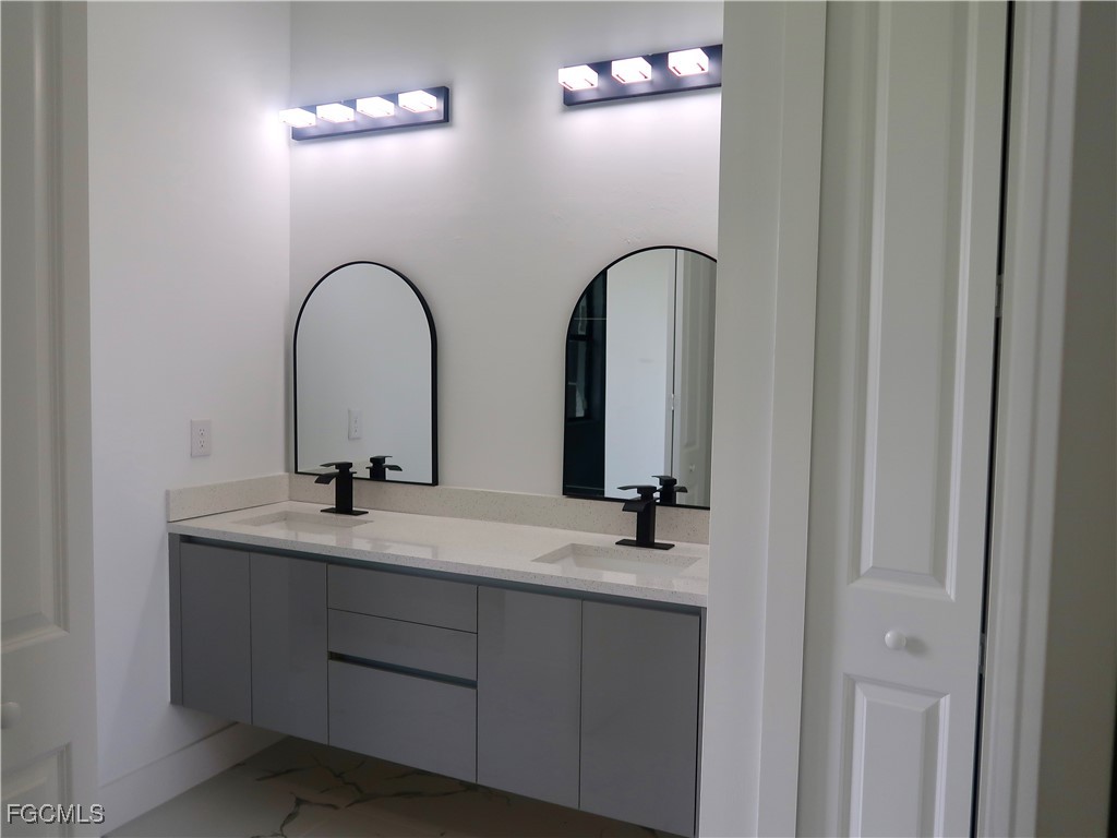 2607 E 18th Street Lehigh Acres FL 33972 2025008412 image8