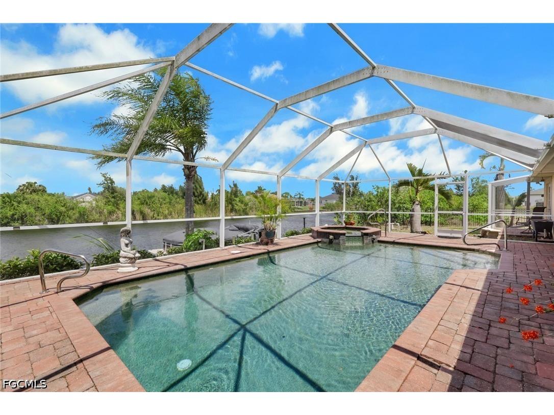 2607 NW 9th Terrace Cape Coral FL 33993 2026015038 image1