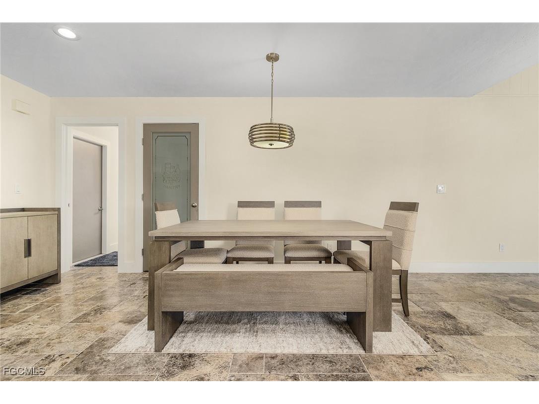 2607 SE 23rd Avenue Cape Coral FL 33904 2025009086 image6