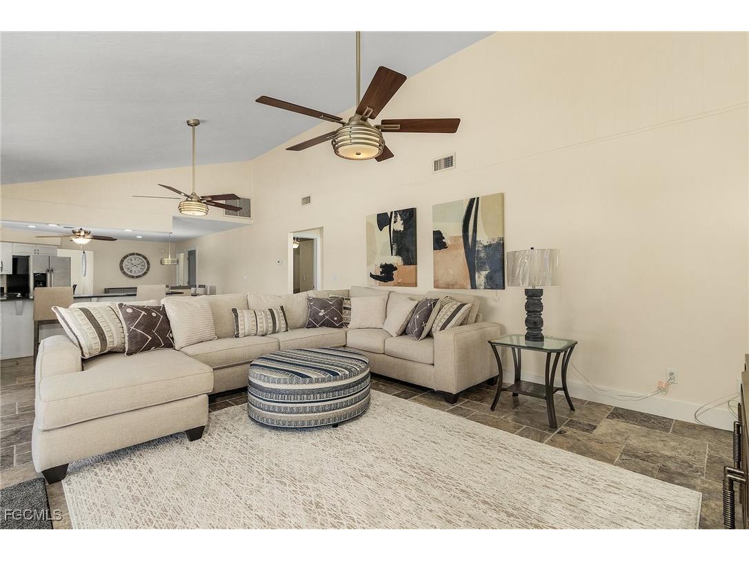 2607 SE 23rd Avenue Cape Coral FL 33904 2025009086 image9