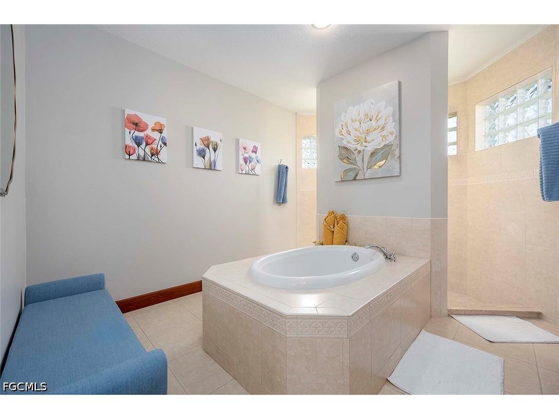 2607 SW 21st Avenue Cape Coral FL 33914 2026018997 image15