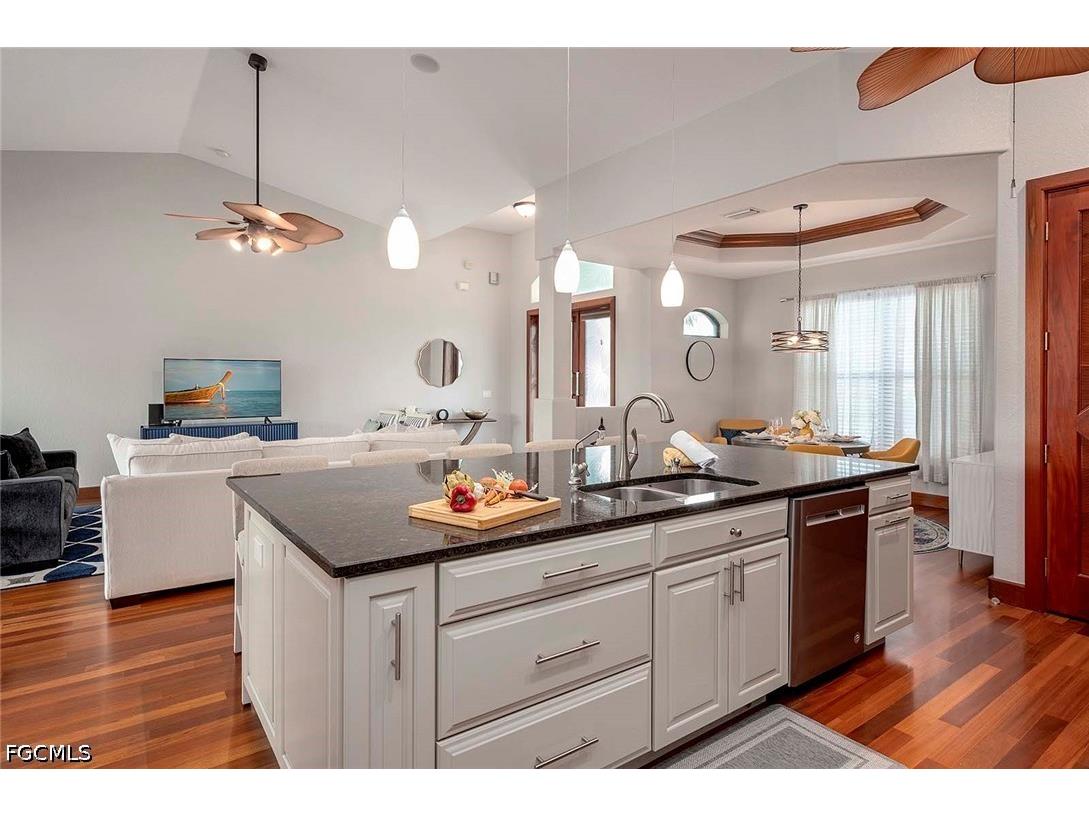 2607 SW 21st Avenue Cape Coral FL 33914 2026018997 image5