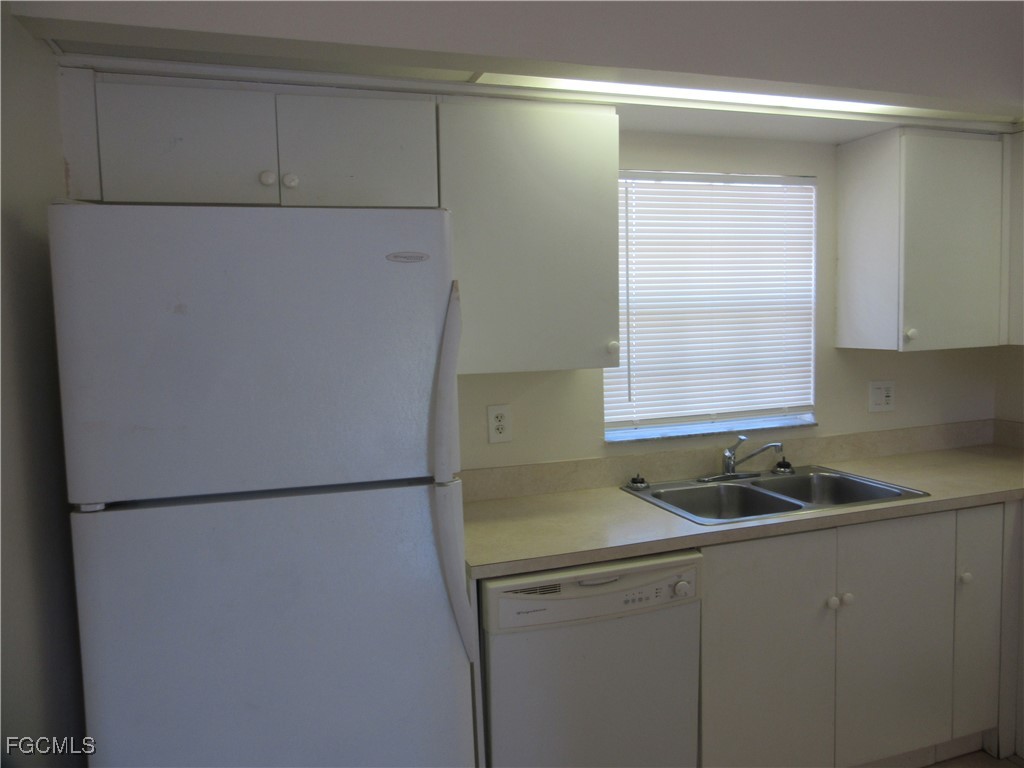 2605/2607 Sunniland Boulevard Lehigh Acres FL 33971 2025021191 image3