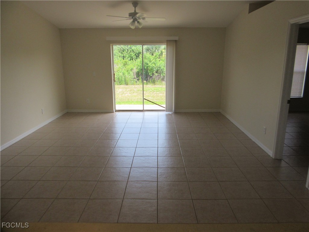 2605/2607 Sunniland Boulevard Lehigh Acres FL 33971 2025021191 image4
