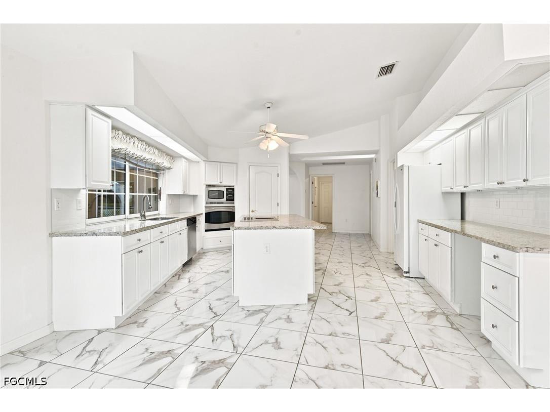 26071 Paysandu Drive Punta Gorda FL 33983 2026028915 image43