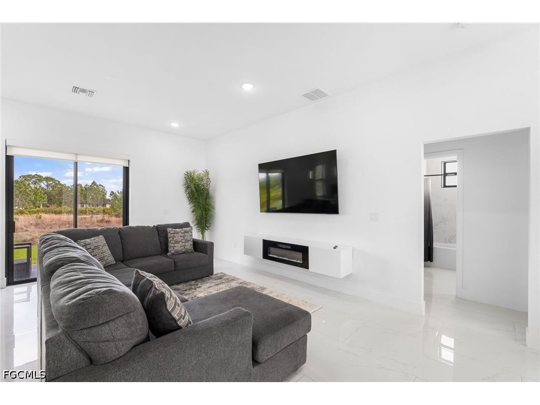 2608 25th Street W Lehigh Acres FL 33971 2025025537 image7